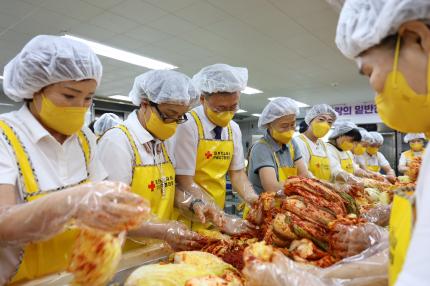 2025.6.12 적십자사 사랑의 김장난눔 행사 의 이미지