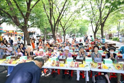 2025.6.19 오류2동 자원봉사캠프 어르신 생신상 차려드리기 행사 의 이미지
