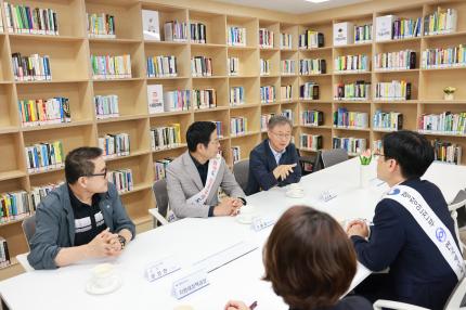 2025.9.25 전통시장 찾아가는 마을세무사 행사 의 이미지