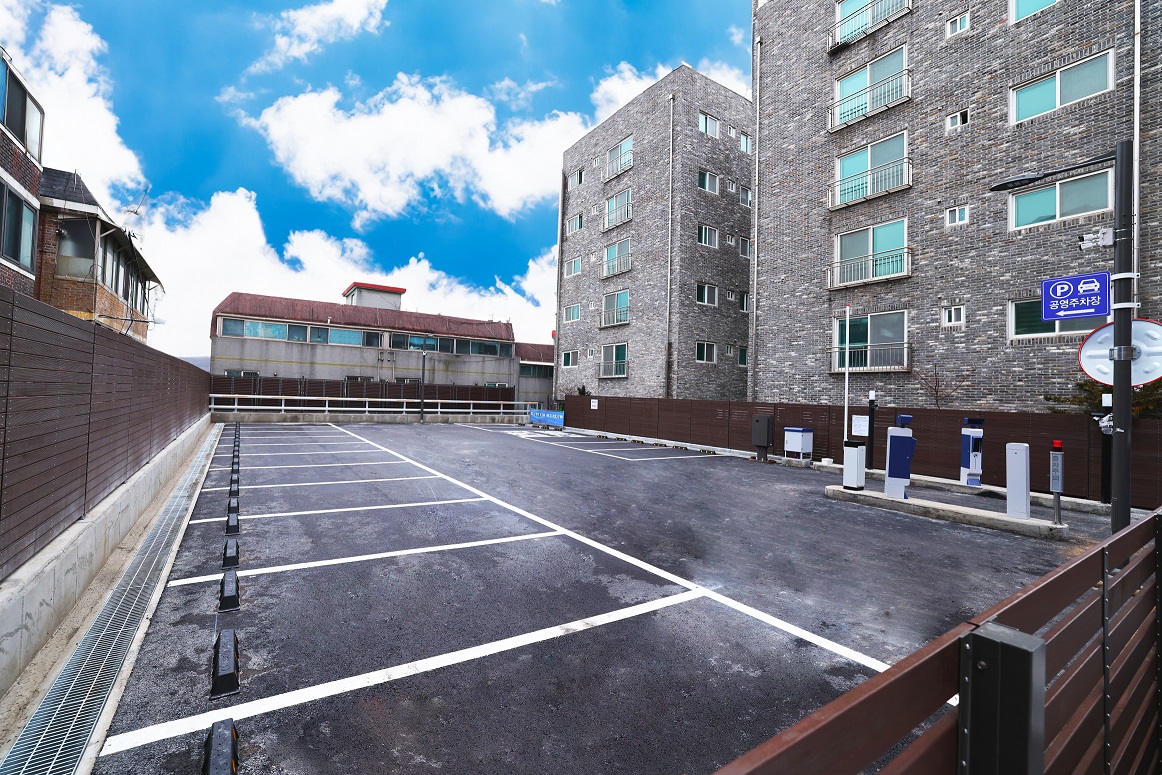 구로구, 고척동 삼덕마을 공영주차장 조성 완료(2024.1.4.) 1번째 파일
